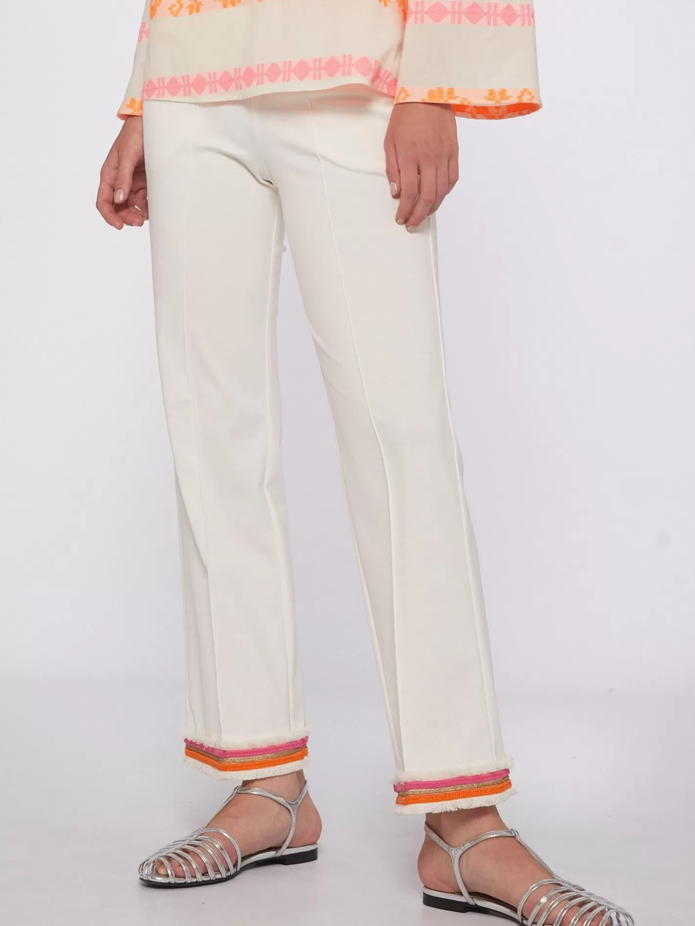 Pantalones | Vilagallo Pantalon Punto Blanco Con Pasaman