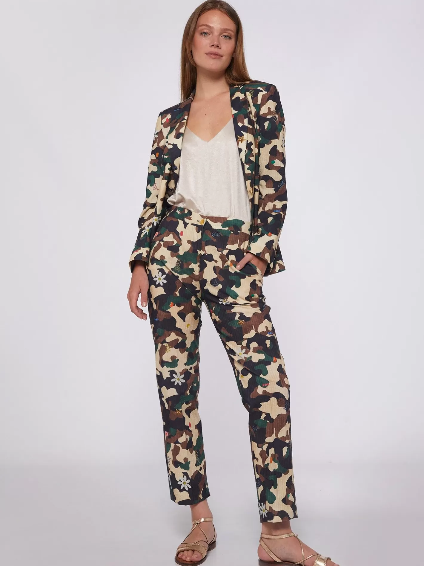 Pantalones | Vilagallo Pantalon Tiffany Camouflage Embroidery Print