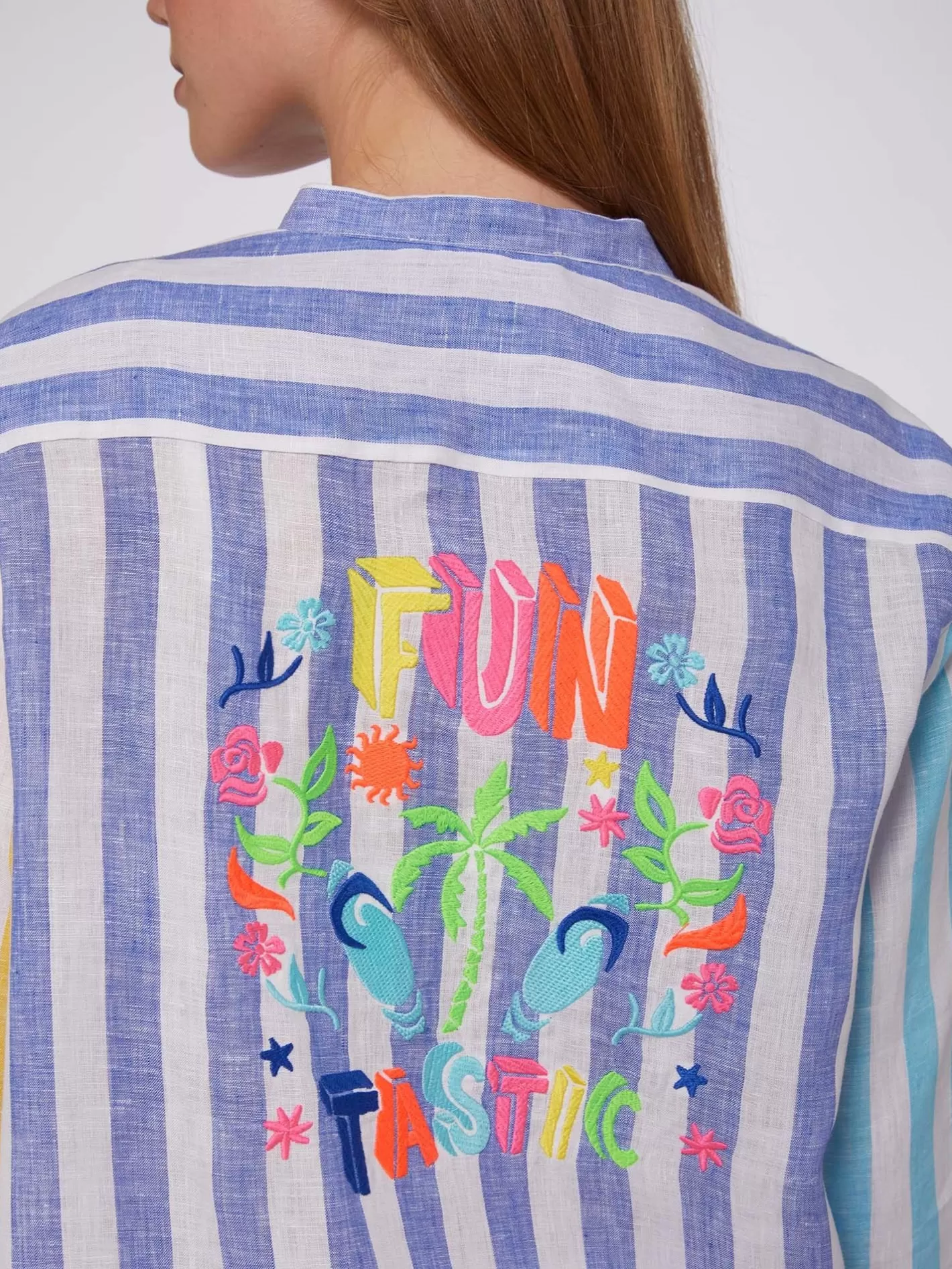 vestido_rayas_bordado_contraste_2.webp Vestidos | Vilagallo Vestido Rayas Bordado Contraste