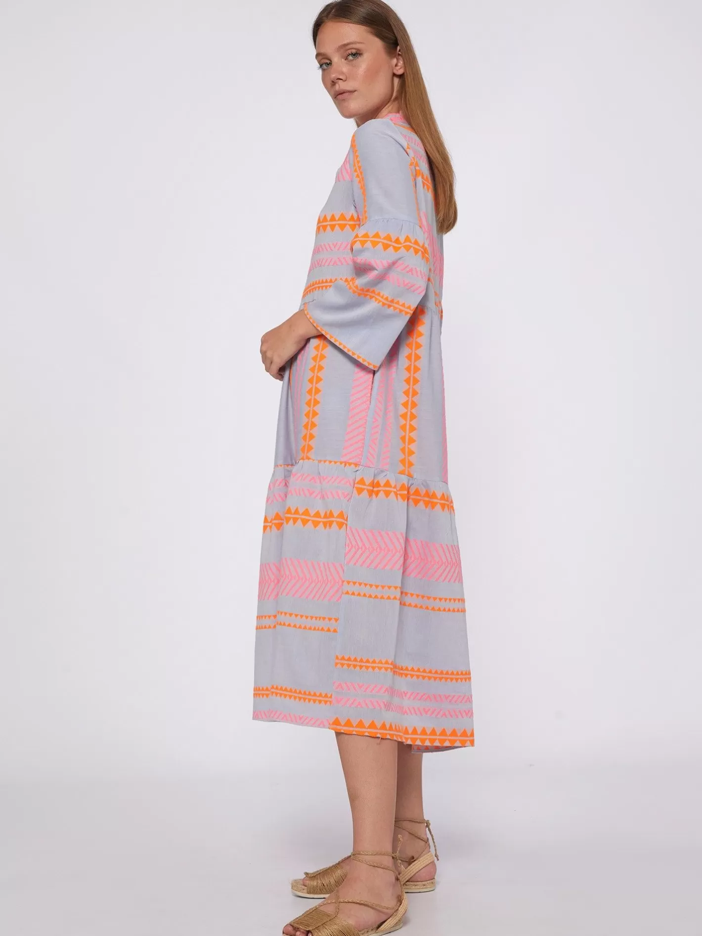 Vestidos | Vilagallo Vestido Volante Jacquard Milos Fluor